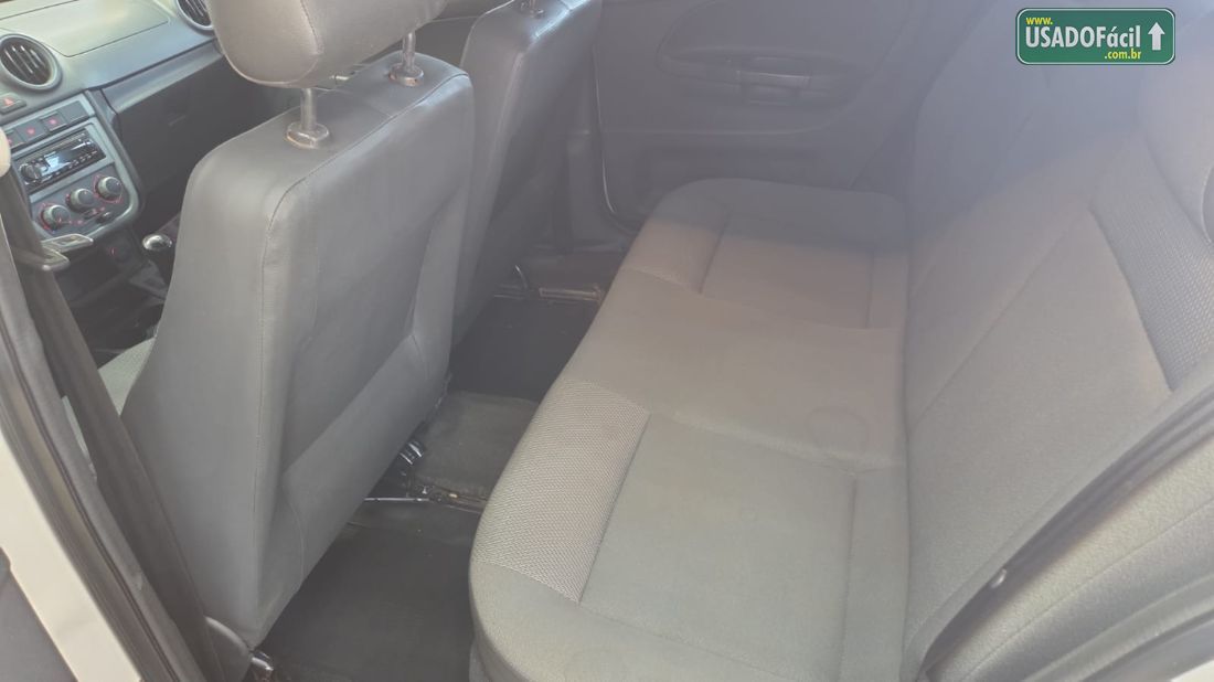 Volkswagen Gol 1.0 Mi 4P Total Flex 2009/2009 — foto 6 de 7