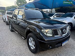 NISSAN Frontier LE CD 2.5 4x4 Turbo Mecânico Diesel