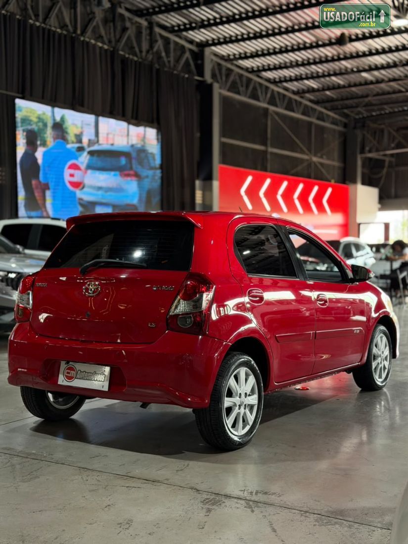 TOYOTA Etios Hatch X Plus 1.5 Automático Flex 2018/2019 — foto 7 de 16