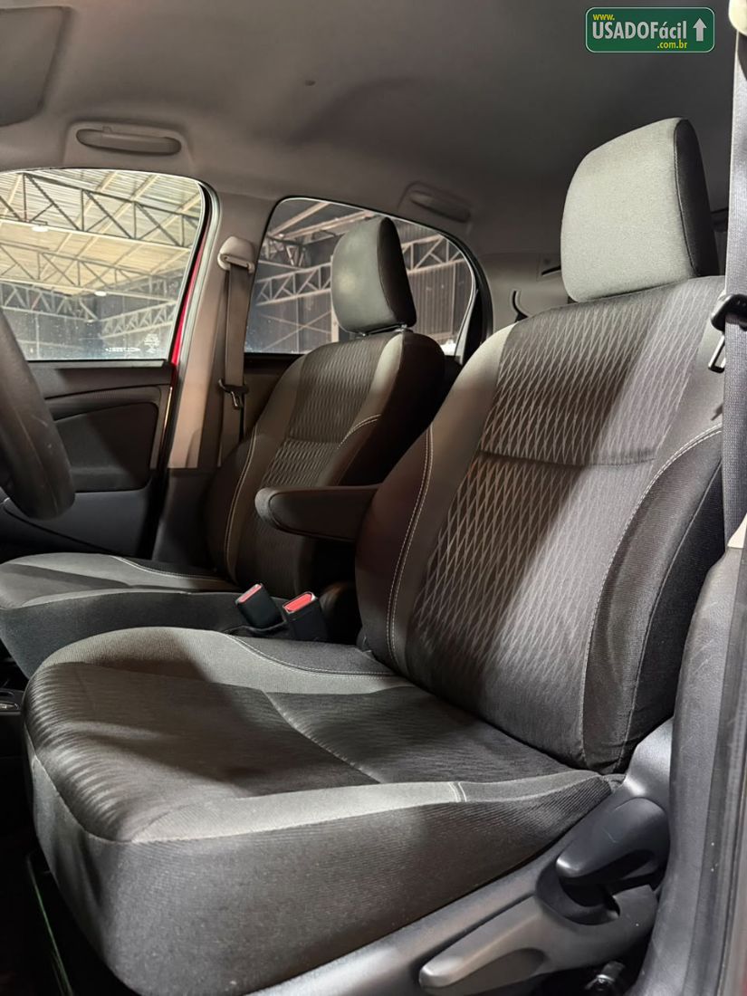 TOYOTA Etios Hatch X Plus 1.5 Automático Flex 2018/2019 — foto 12 de 16