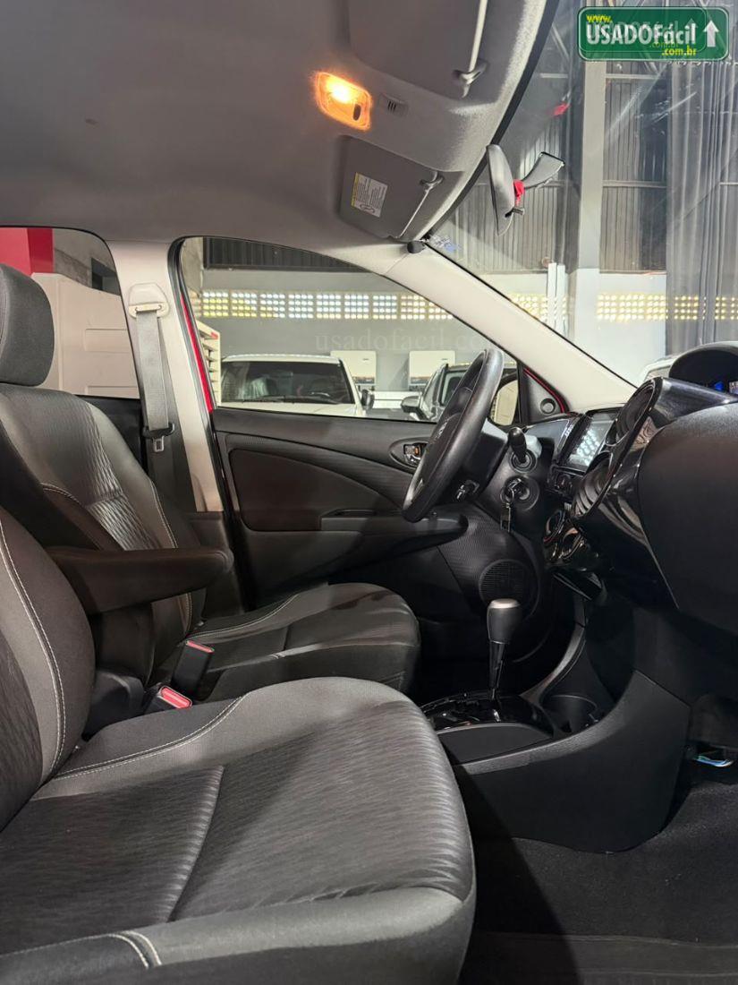 TOYOTA Etios Hatch X Plus 1.5 Automático Flex 2018/2019 — foto 8 de 15