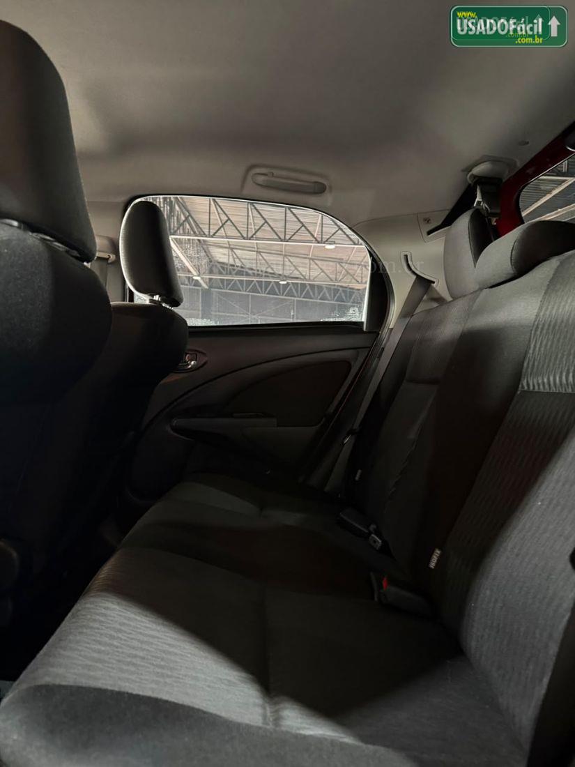 TOYOTA Etios Hatch X Plus 1.5 Automático Flex 2018/2019 — foto 14 de 15