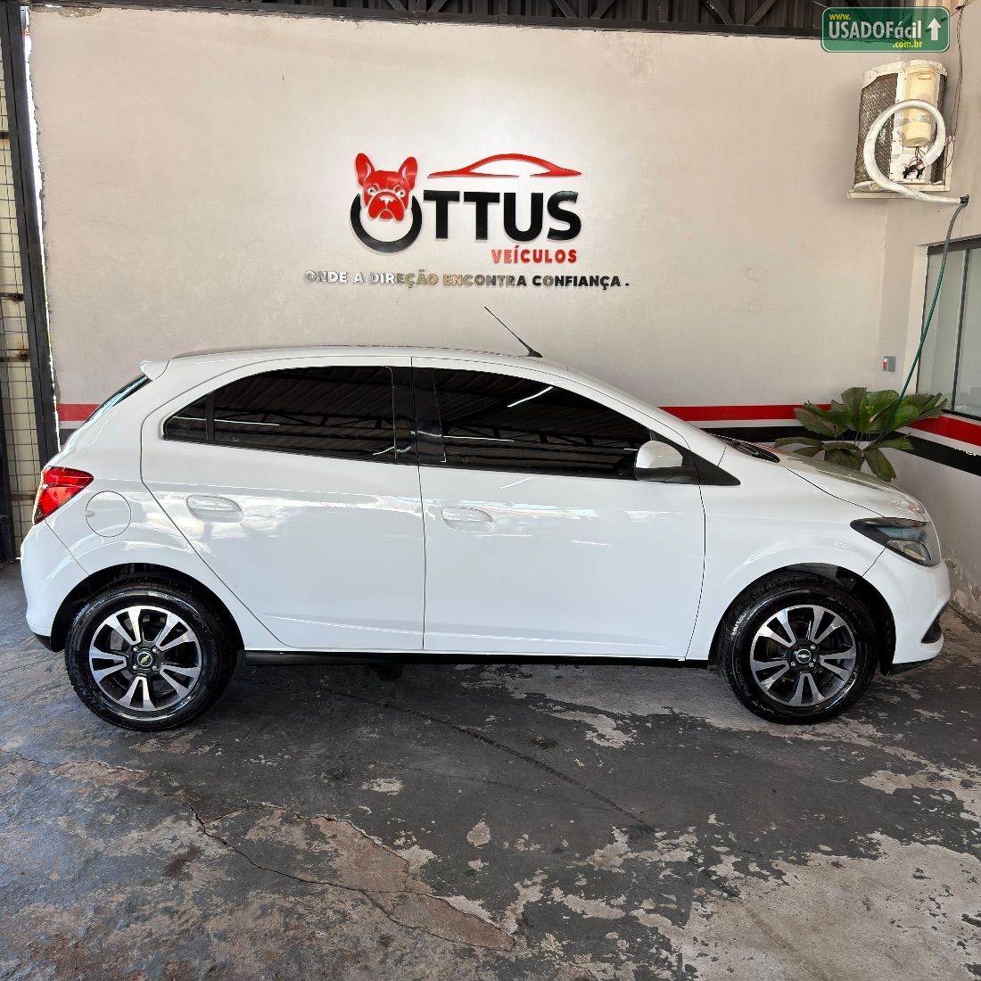 CHEVROLET/GM Onix Hatch LTZ 1.4 Automático Flex 2013/2014 — foto 13 de 16