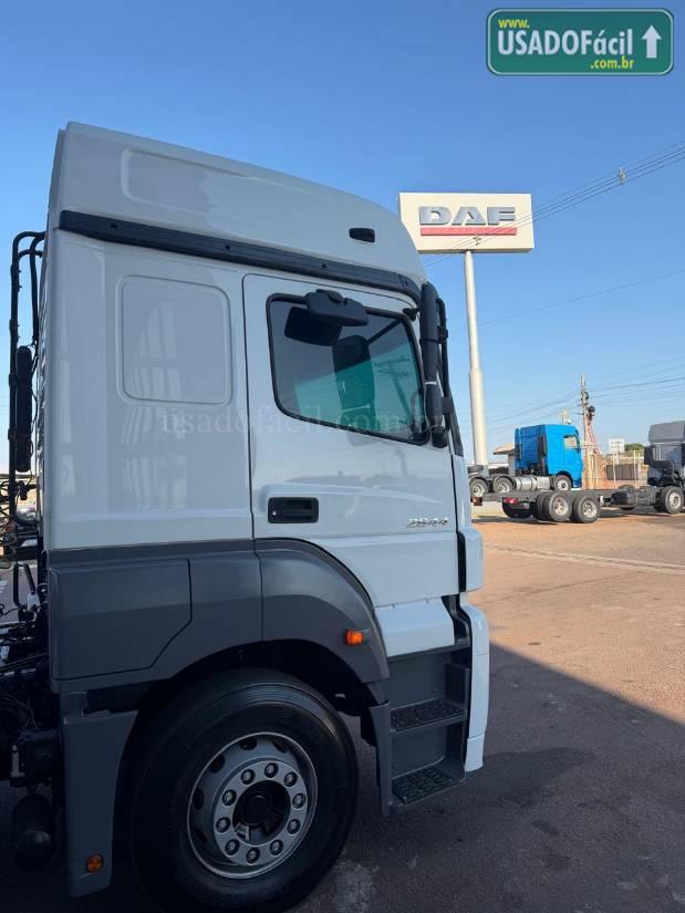 Mercedes-Benz Mercedes AXOR 2644 6x4 2p Diesel 2013/2013 — foto 4 de 21