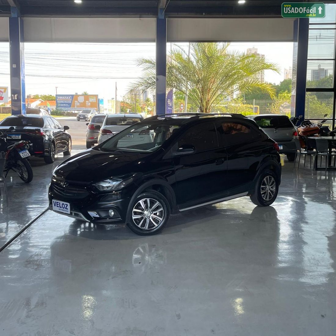 CHEVROLET/GM Onix Hatch Activ 1.4 Mecânico Flex 2016/2017 — foto 3 de 8