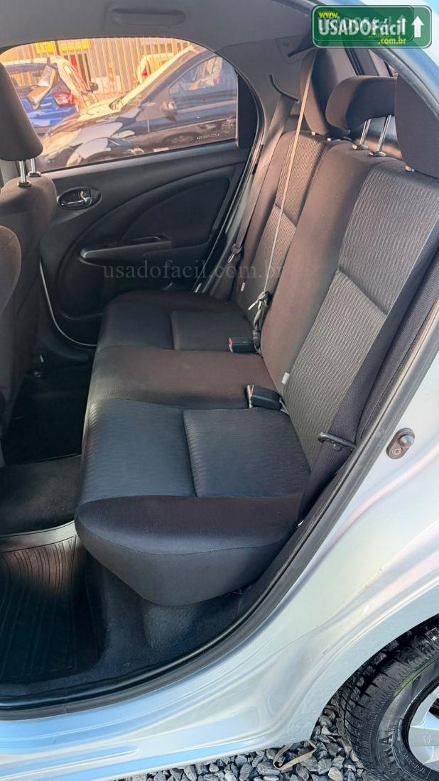 TOYOTA Etios Hatch XS 1.5 Mecânico Flex 2017/2018 — foto 12 de 15