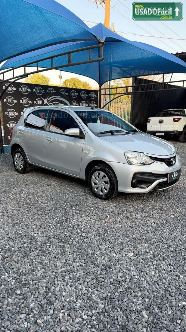TOYOTA Etios Hatch XS 1.5 Mecânico Flex 2017/2018 — foto 2 de 15