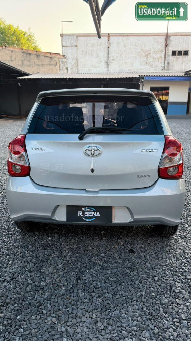 TOYOTA Etios Hatch XS 1.5 Mecânico Flex 2017/2018 — foto 6 de 15