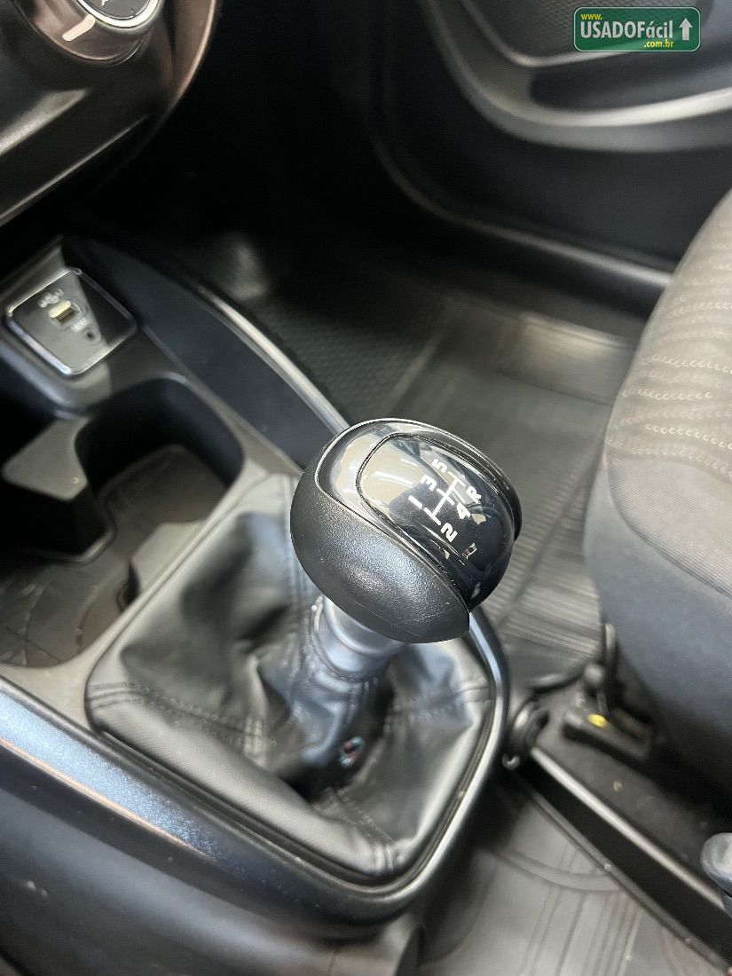 Fiat Cronos Drive 1.3 Automático Flex 2023/2024 — foto 9 de 14