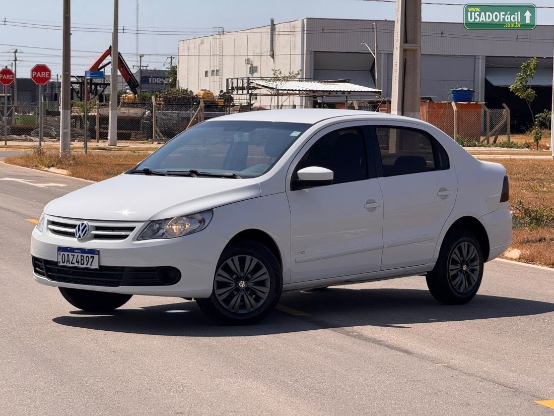 Volkswagen Voyage City 1.0 Mi Total Flex 2012/2013 — foto 4 de 11