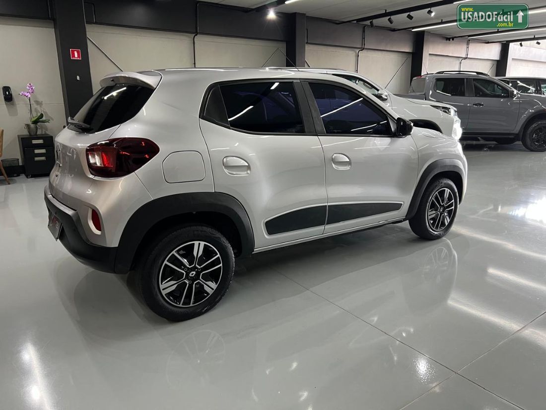 Renault Kwid Intense 1.0 Mecânico Flex 2022/2023 — foto 4 de 13