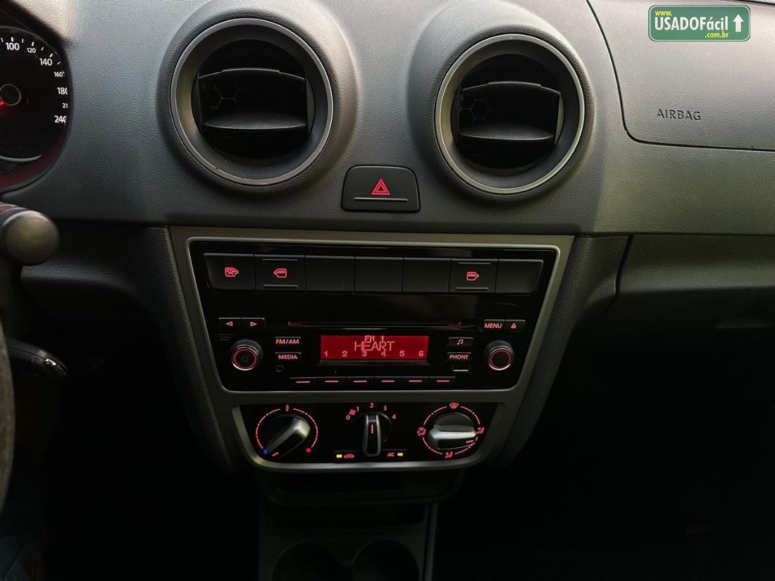 Volkswagen Gol City Trend 1.6 Mi Total Flex 4P 2013/2014 — foto 10 de 14