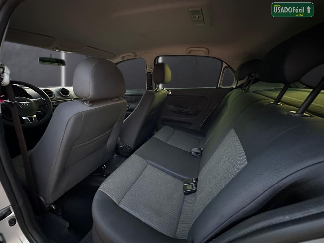 Volkswagen Gol City Trend 1.6 Mi Total Flex 4P 2013/2014 — foto 14 de 14