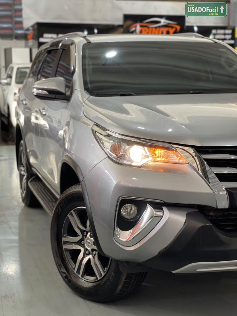 Toyota Hilux SW4 SR 2.7 4X2 Flex Automático 2017/2017 — foto 8 de 20