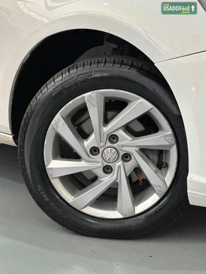 Volkswagen Voyage 1.6 MSi Automático Flex 2019/2020 — foto 10 de 20
