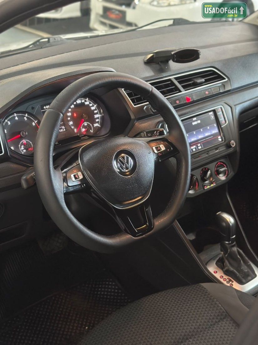 Volkswagen Voyage 1.6 MSi Automático Flex 2019/2020 — foto 12 de 20
