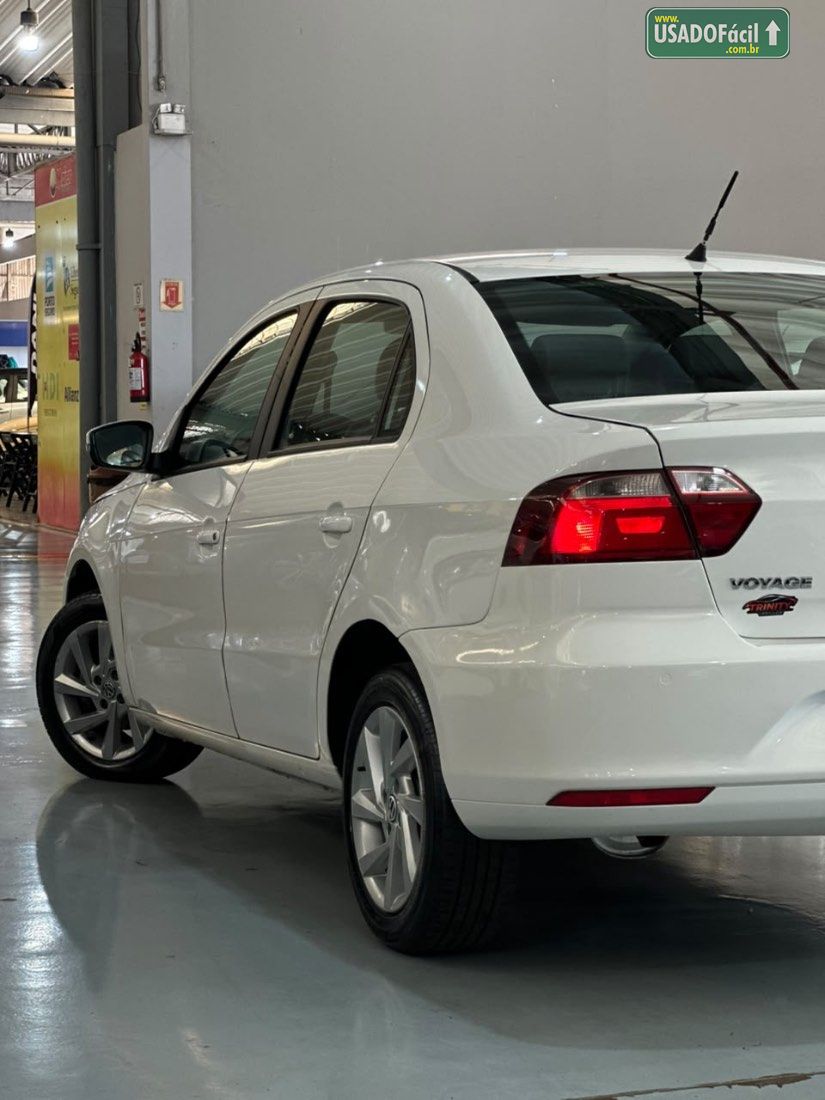 Volkswagen Voyage 1.6 MSi Automático Flex 2019/2020 — foto 7 de 20