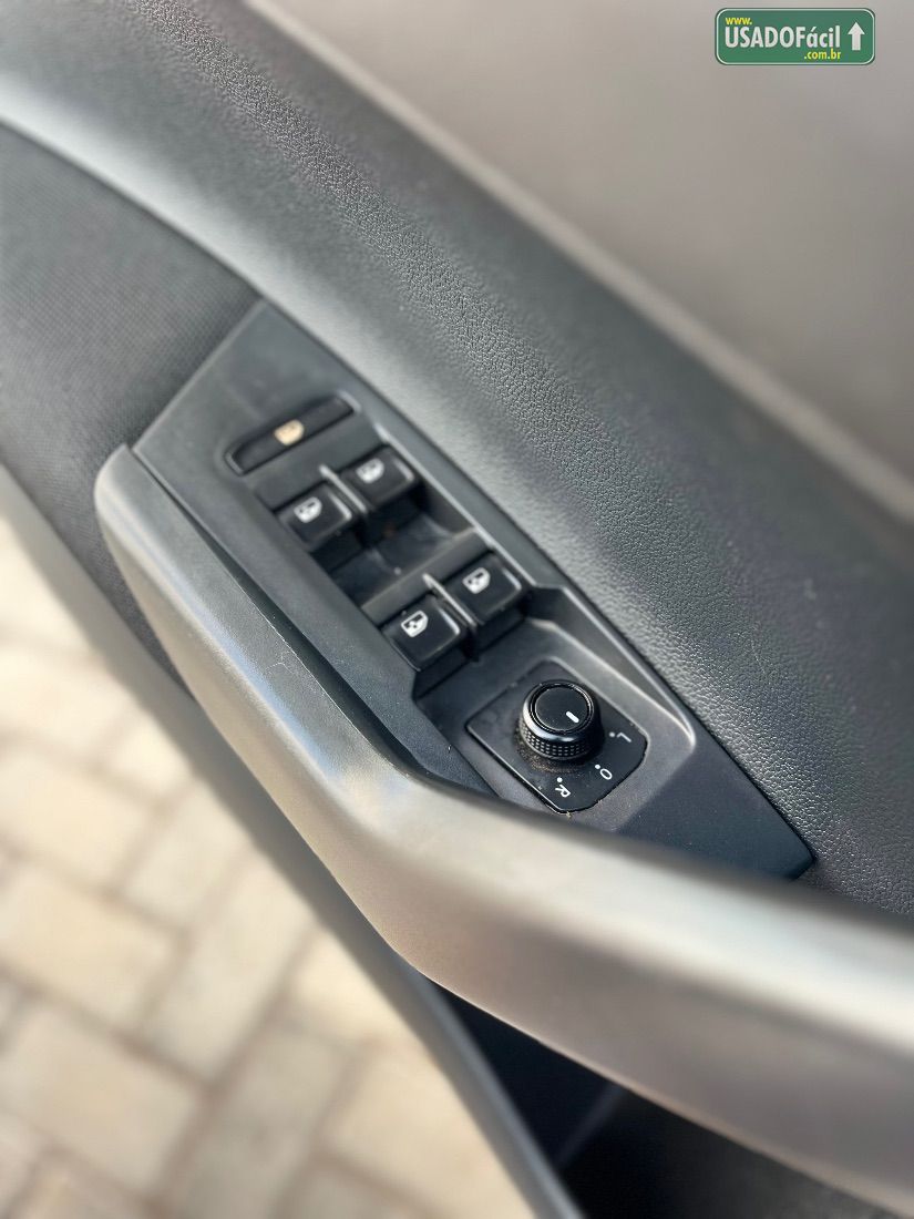 VOLKSWAGEN Polo 1.0 Flex 12V 5p 2019/2020 — foto 10 de 12