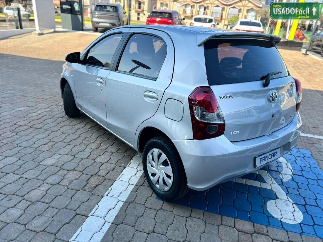 TOYOTA Etios Hatch X 1.3 Mecânico Flex 2020/2020 — foto 2 de 6