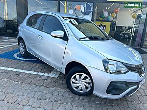 TOYOTA Etios Hatch X 1.3 Mecânico Flex