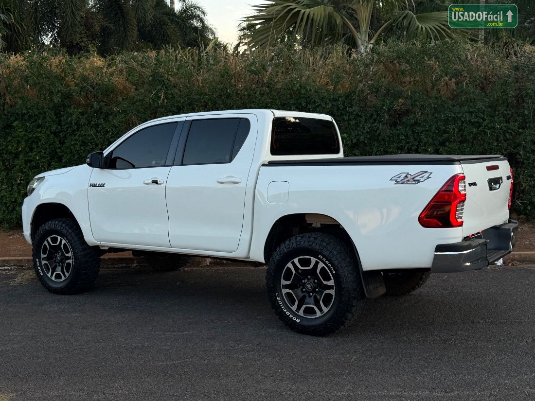 Toyota Hilux SR CD 2.8 4X4 TDI Automático Diesel 2020/2020 — foto 3 de 8