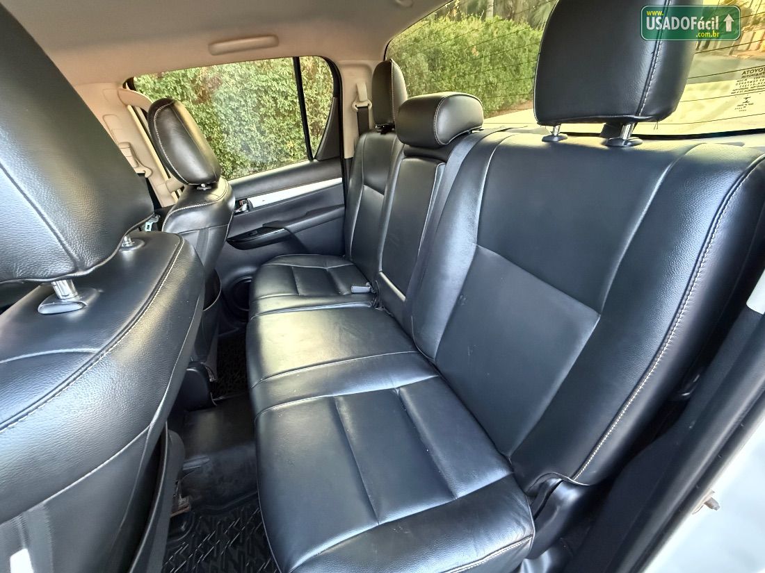 Toyota Hilux SR CD 2.8 4X4 TDI Automático Diesel 2020/2020 — foto 6 de 8