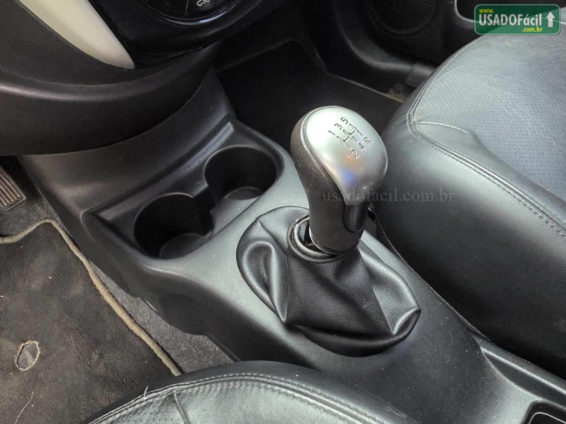 NISSAN Versa Unique 1.6 Mecânico Flex 2016/2016 — foto 17 de 25