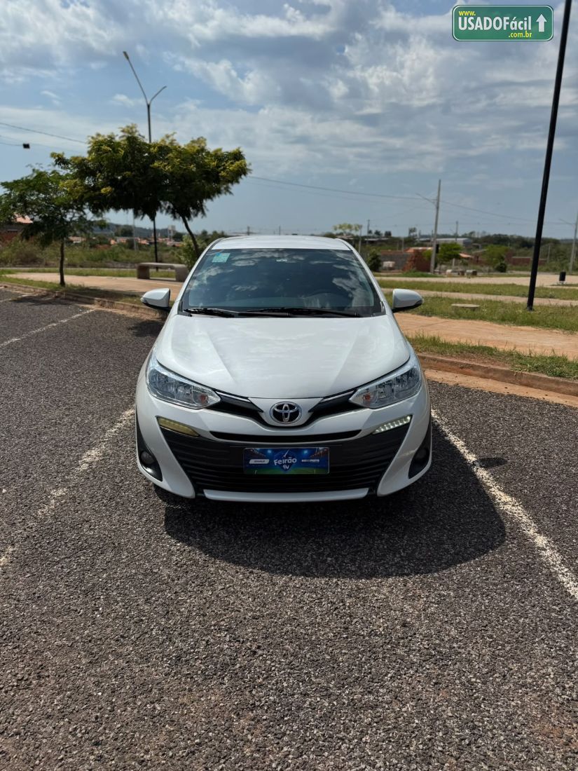 Toyota Yaris Sedan XS Connect 1.5 Automático Flex 2021/2022 — foto 2 de 11