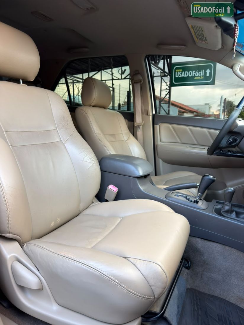 Toyota Hilux SW4 SRV D4-D 3.0 4x4 TDI Automático Diesel 2013/2013 — foto 5 de 10