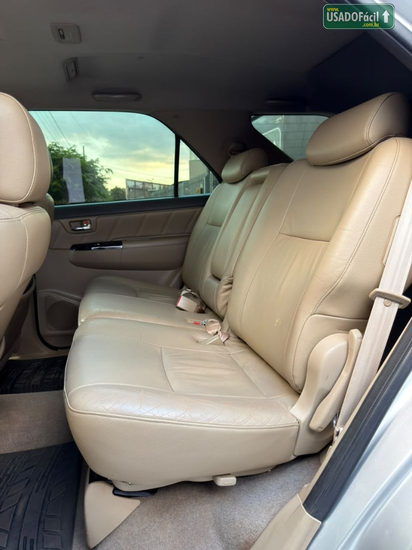 Toyota Hilux SW4 SRV D4-D 3.0 4x4 TDI Automático Diesel 2013/2013 — foto 8 de 10