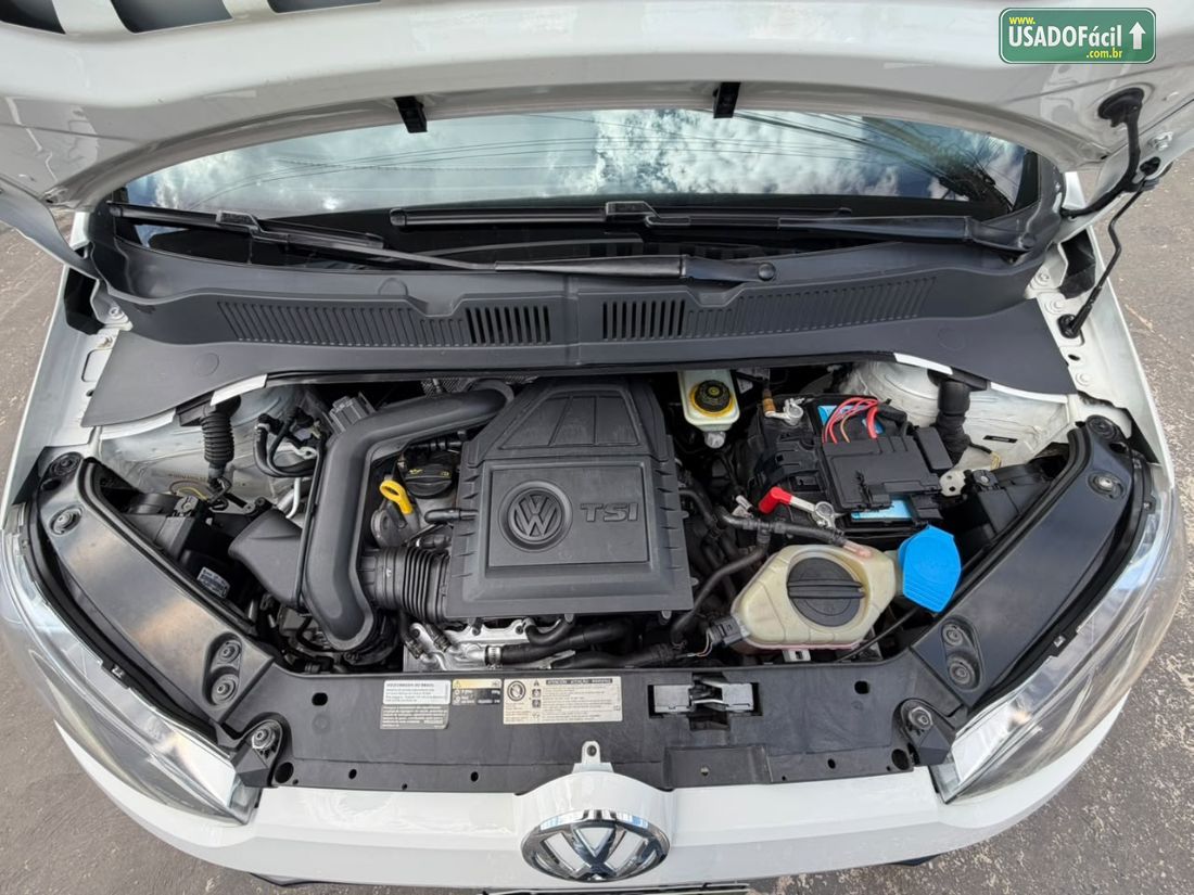 Volkswagen Up! Move 1.0 TSI Total Flex 5P 2016/2017 — foto 23 de 26