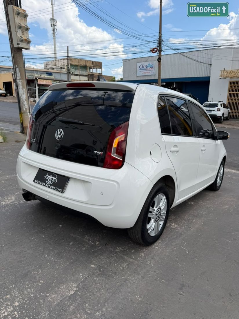 Volkswagen Up! Move 1.0 TSI Total Flex 5P 2016/2017 — foto 6 de 26