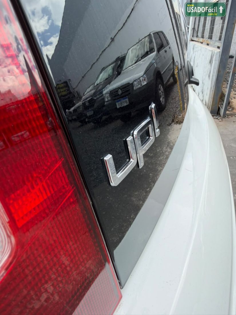 Volkswagen Up! Move 1.0 TSI Total Flex 5P 2016/2017 — foto 9 de 26