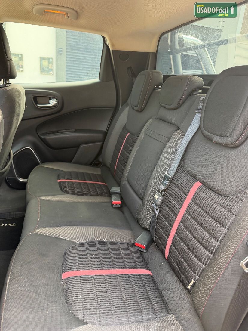 Fiat Toro Freedom 1.8 Automático Flex 2018/2018 — foto 8 de 17