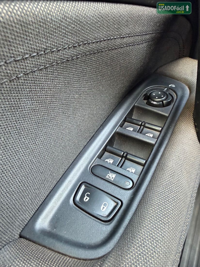 Fiat Toro Freedom 1.8 Automático Flex 2018/2018 — foto 13 de 17