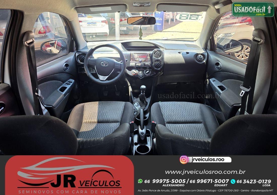 TOYOTA Etios Hatch X 1.3 Mecânico Flex 2017/2018 — foto 10 de 15
