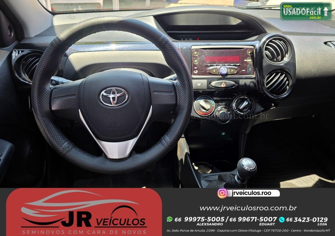 TOYOTA Etios Hatch X 1.3 Mecânico Flex 2017/2018 — foto 12 de 15