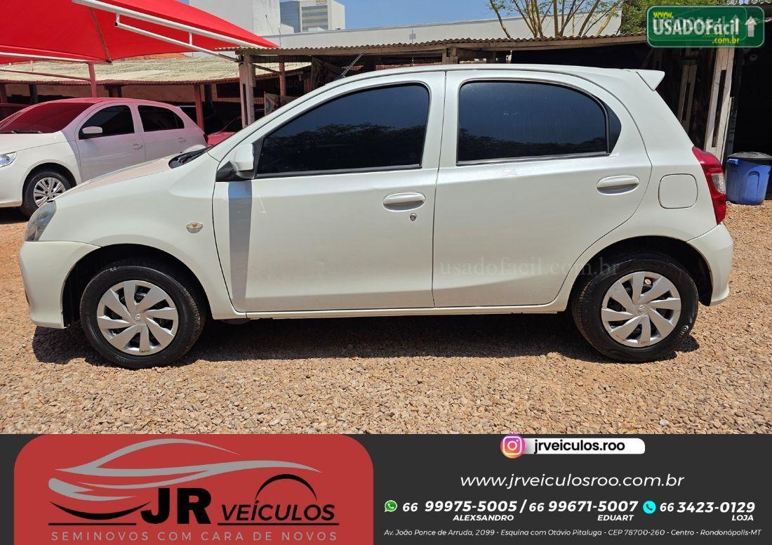 TOYOTA Etios Hatch X 1.3 Mecânico Flex 2017/2018 — foto 4 de 15