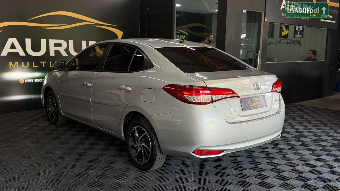 Toyota Yaris Sedan XLS 1.5 Automático Flex 2022/2023 — foto 7 de 9