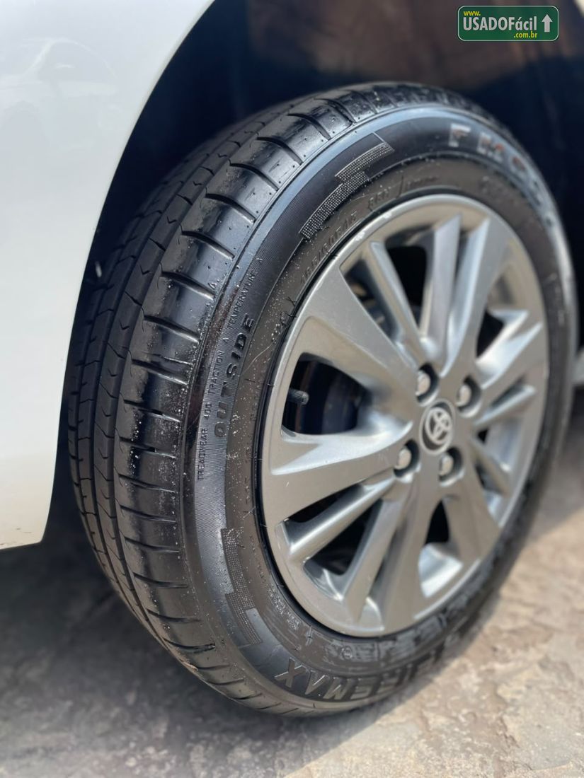 Toyota Yaris Sedan XL Plus Connect 1.5 Automático Flex 2021/2022 — foto 7 de 12