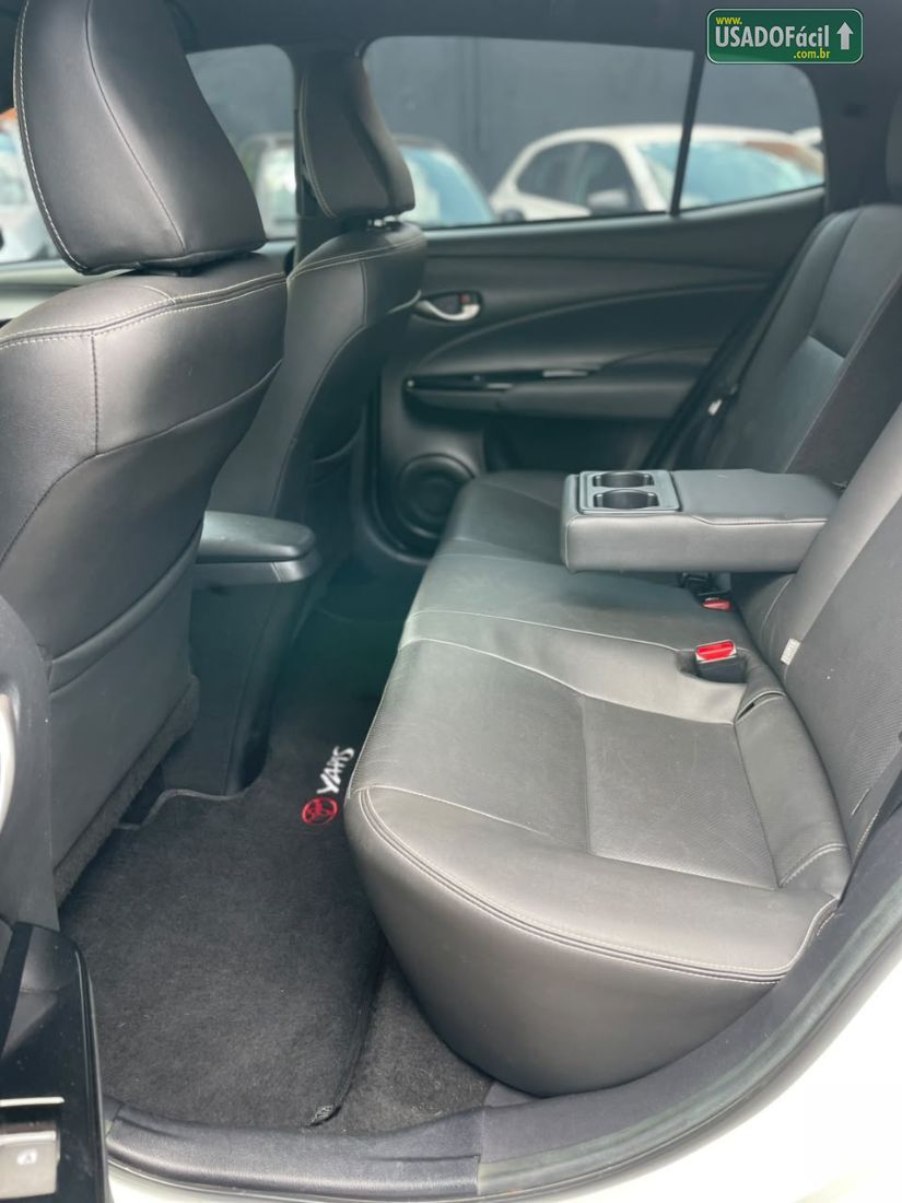 Toyota Yaris Hatch X-Way Connect 1.5 Automático Flex 2021/2022 — foto 13 de 15