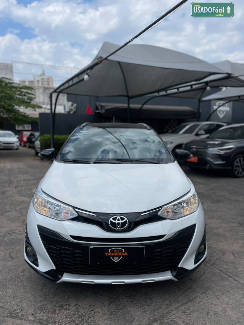 Toyota Yaris Hatch X-Way Connect 1.5 Automático Flex 2021/2022 — foto 2 de 15