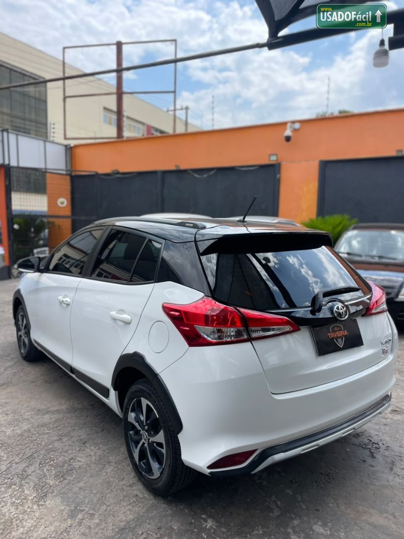 Toyota Yaris Hatch X-Way Connect 1.5 Automático Flex 2021/2022 — foto 4 de 15