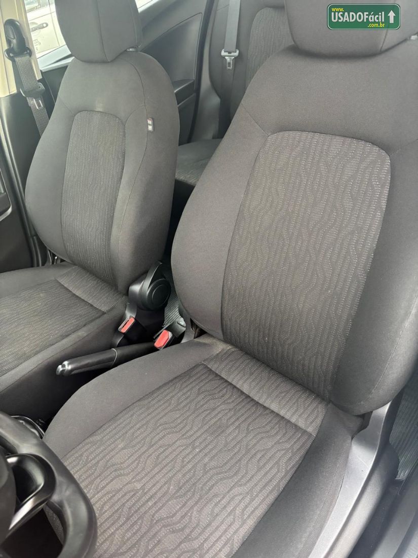 Fiat Cronos Drive 1.0 Flex 2024/2025 — foto 8 de 13