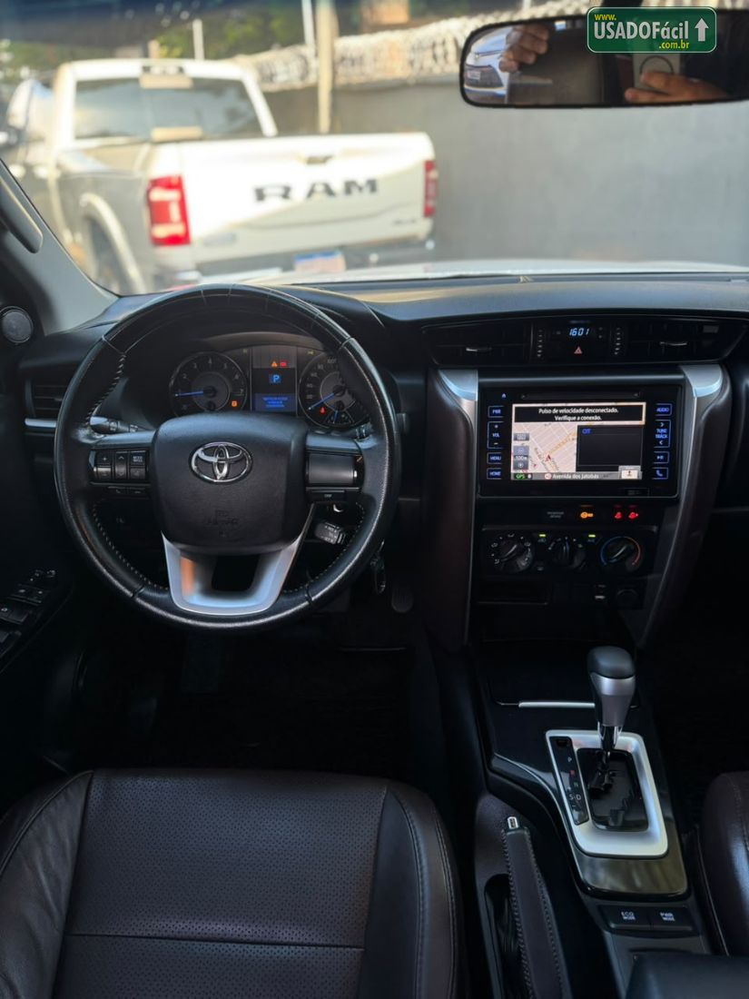 Toyota Hilux SW4 SR 2.7 4X2 Flex Automático 2017/2018 — foto 15 de 19