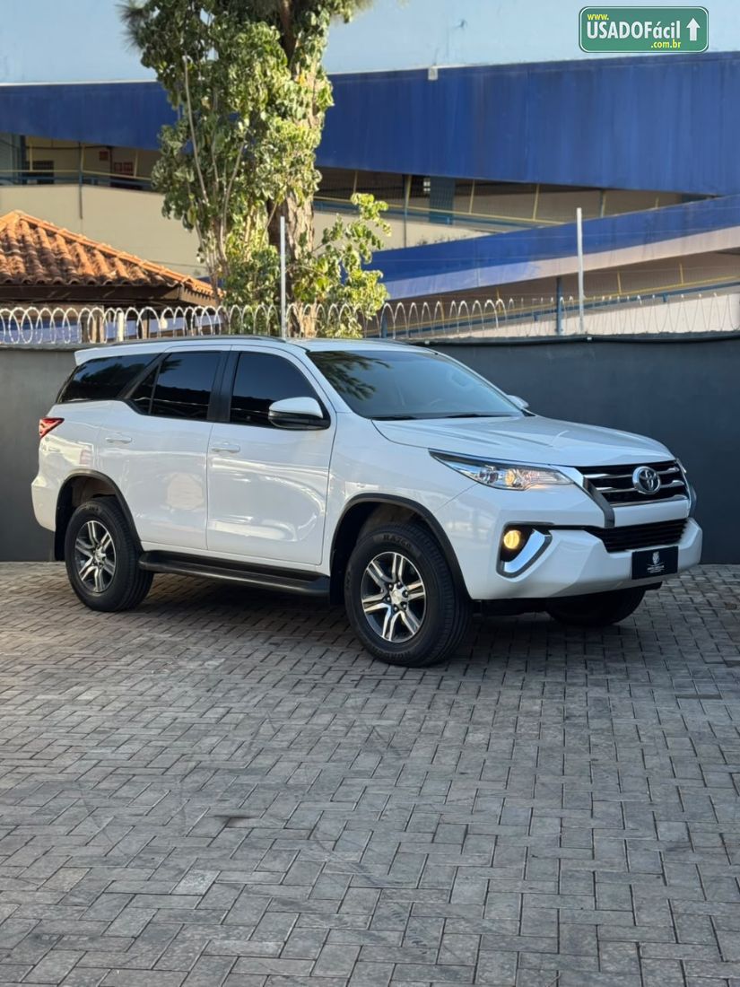 Toyota Hilux SW4 SR 2.7 4X2 Flex Automático 2017/2018 — foto 2 de 19