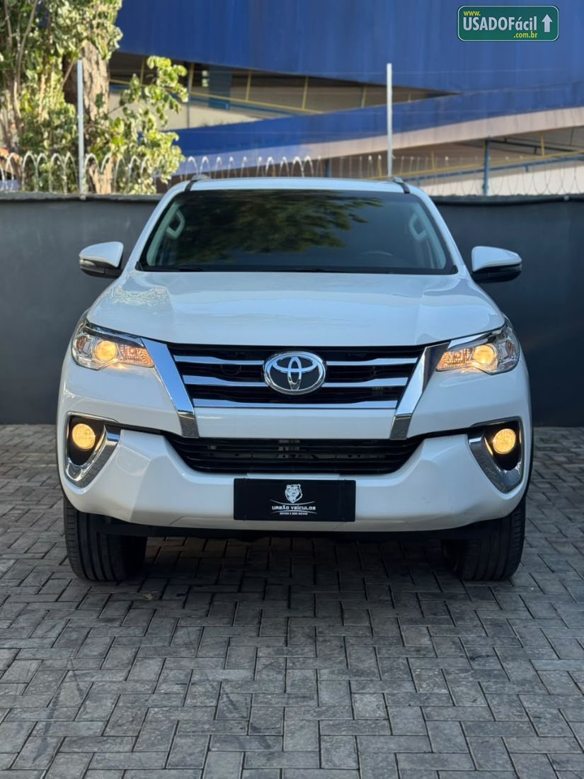 Toyota Hilux SW4 SR 2.7 4X2 Flex Automático 2017/2018 — foto 3 de 19