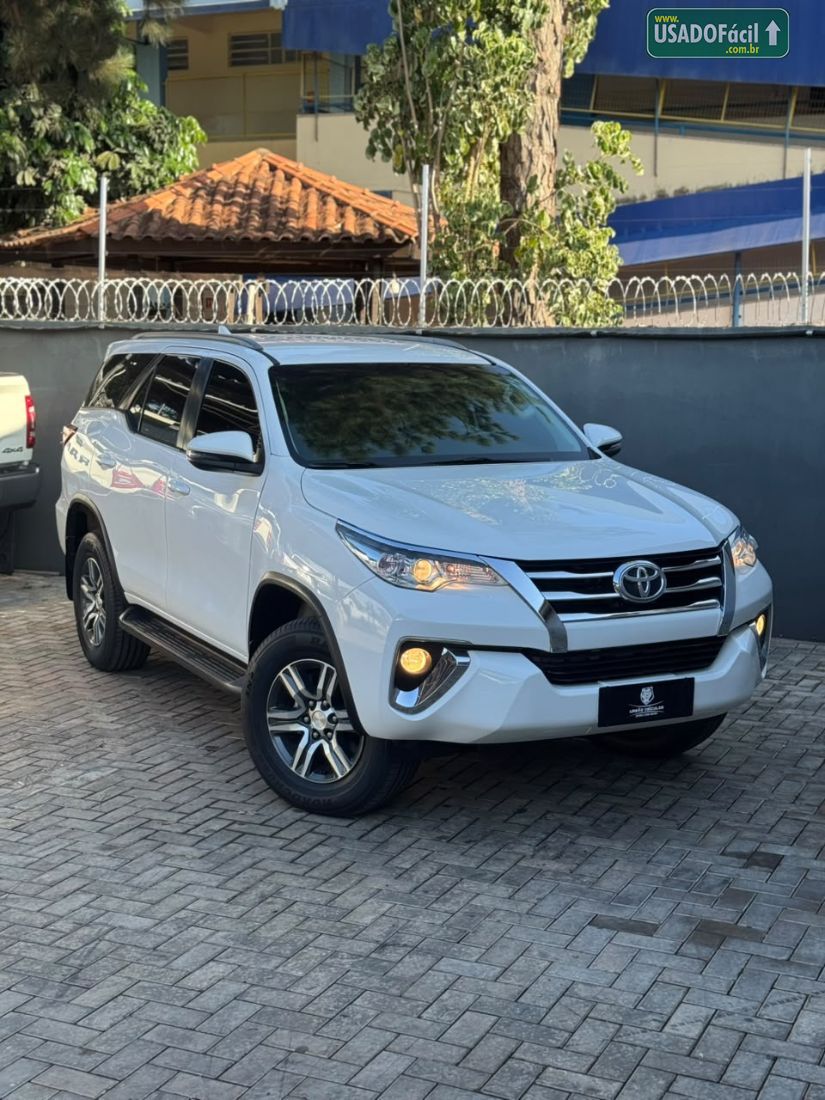 Toyota Hilux SW4 SR 2.7 4X2 Flex Automático 2017/2018 — foto 5 de 19