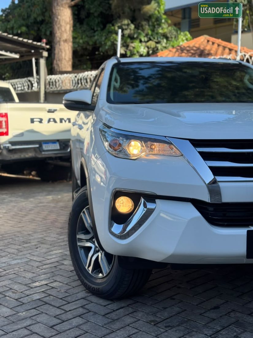 Toyota Hilux SW4 SR 2.7 4X2 Flex Automático 2017/2018 — foto 6 de 19