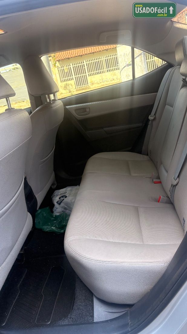 Toyota Corolla GLi 1.8 Automático Flex 2016/2017 — foto 11 de 14